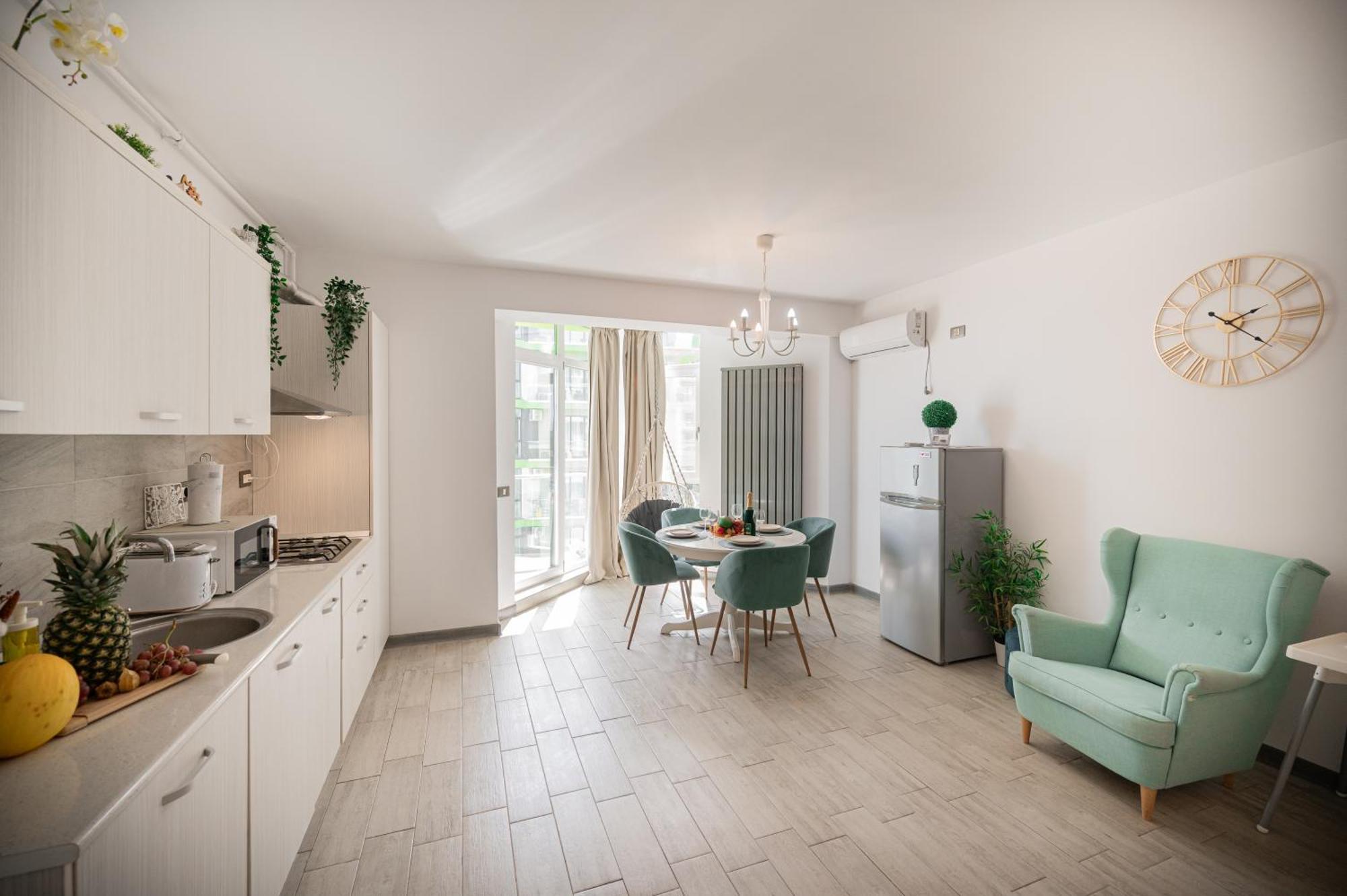 Sara Blu Apartment Spa And Pool Beach Resort 마마이아 외부 사진
